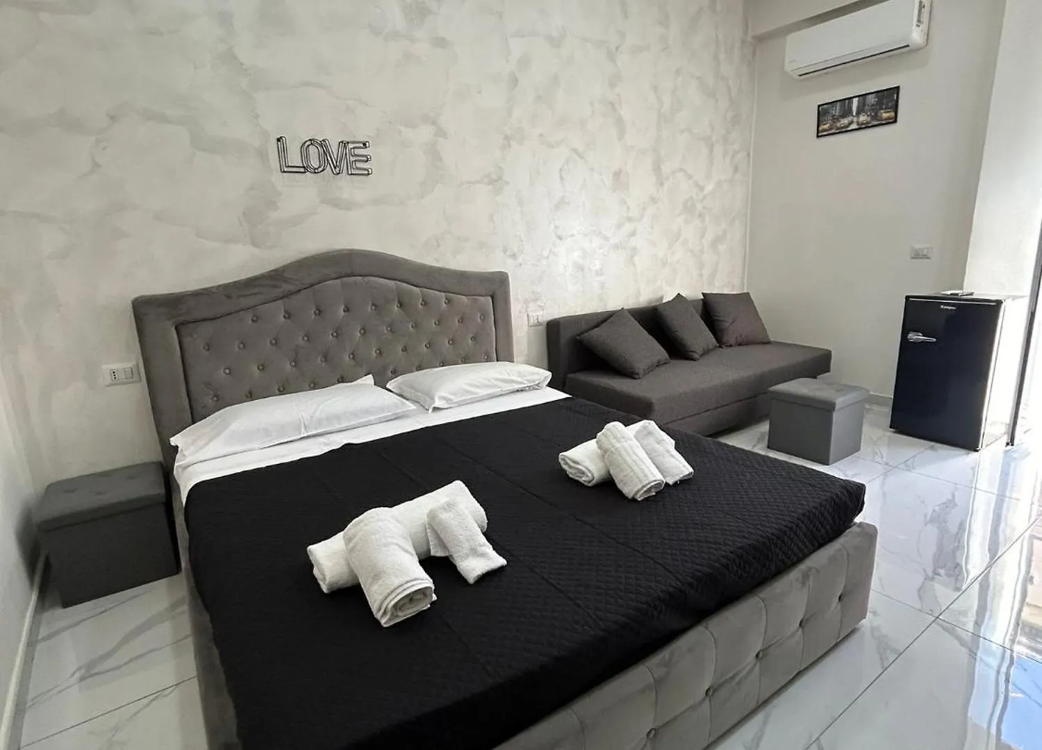 Terrace Luxury Caracciolo Apartment Naples 0*,